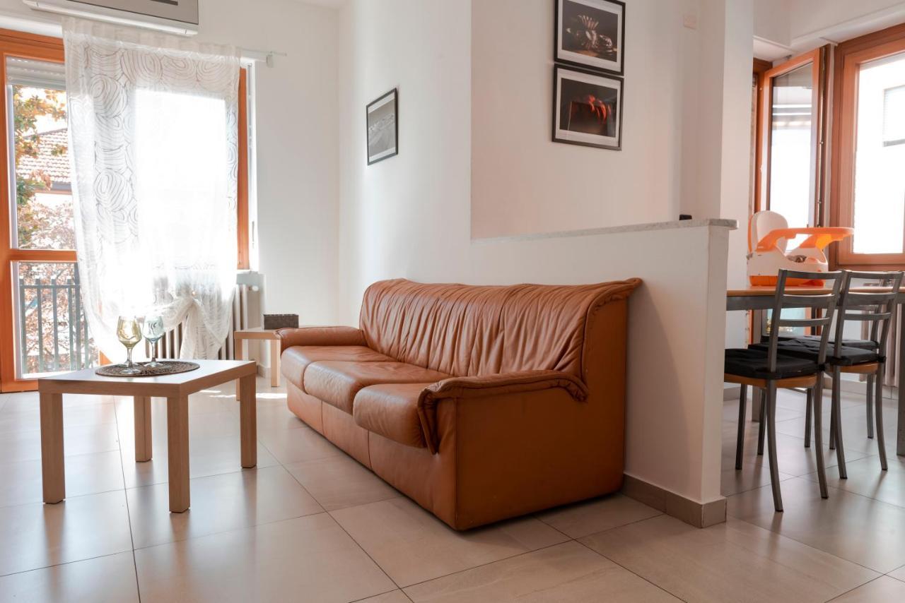 Dora Rooms And Terrace, Parco Dora Turin Bagian luar foto